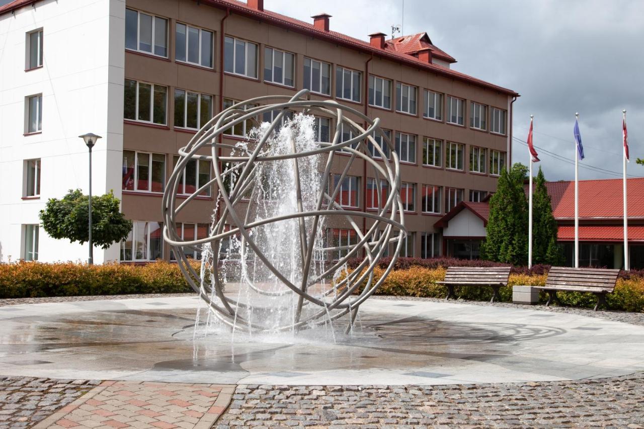 Centra Apartamenti Eliza Limbazi Zewnętrze zdjęcie